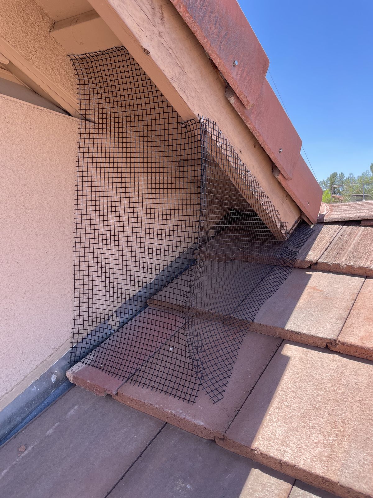 Alcove Screen Installations - photo 32